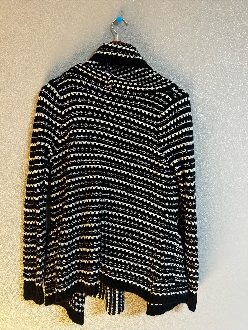 Rip Curl Black & White Open-Front Knit Cardigan - Picture 3 of 4